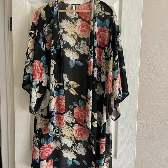 Sheer Floral Kimono - Picture 1 of 5